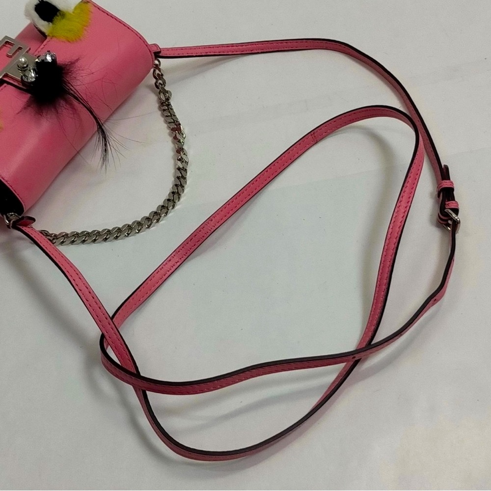 Fendi Monster Micro Baguette in Pink leather - Picture 5 of 13